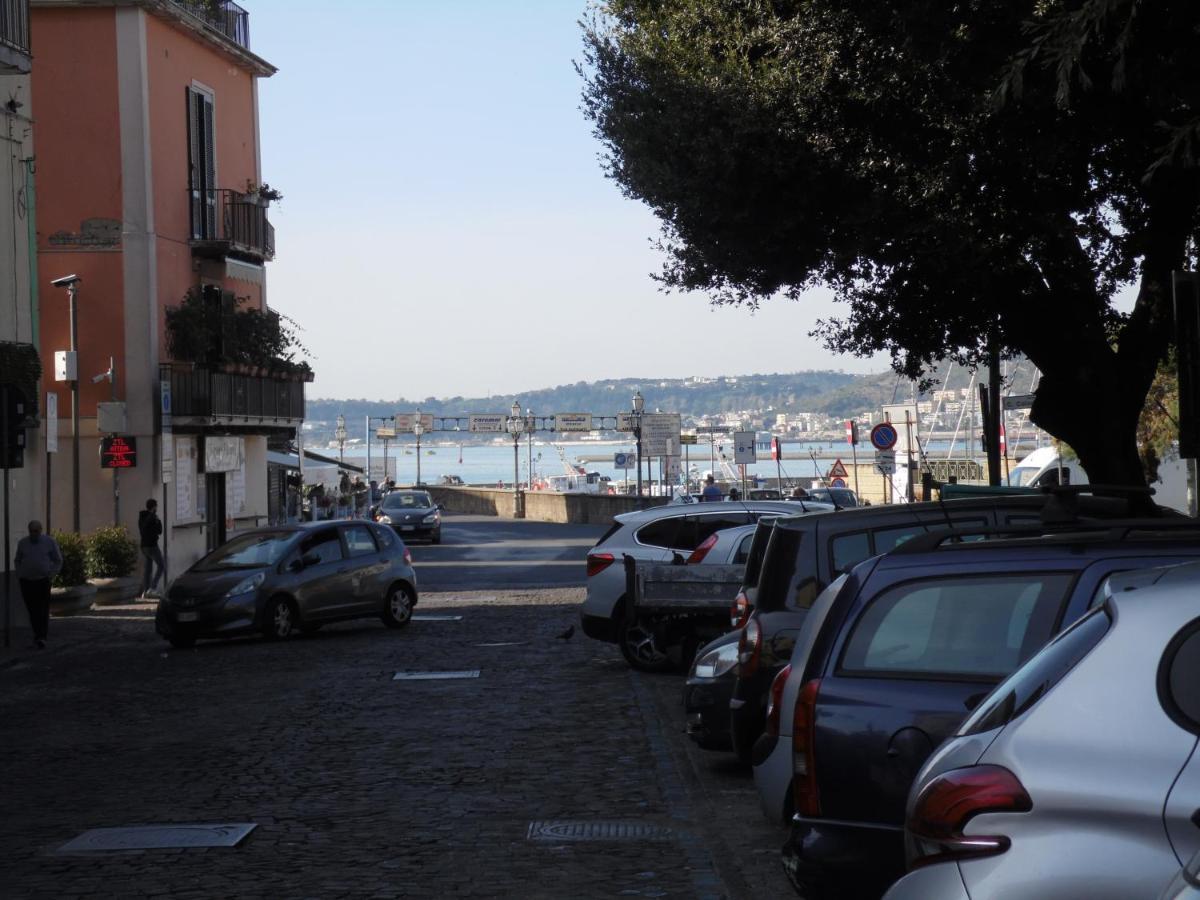 A Casa Di Monica Lägenhet Pozzuoli Exteriör bild