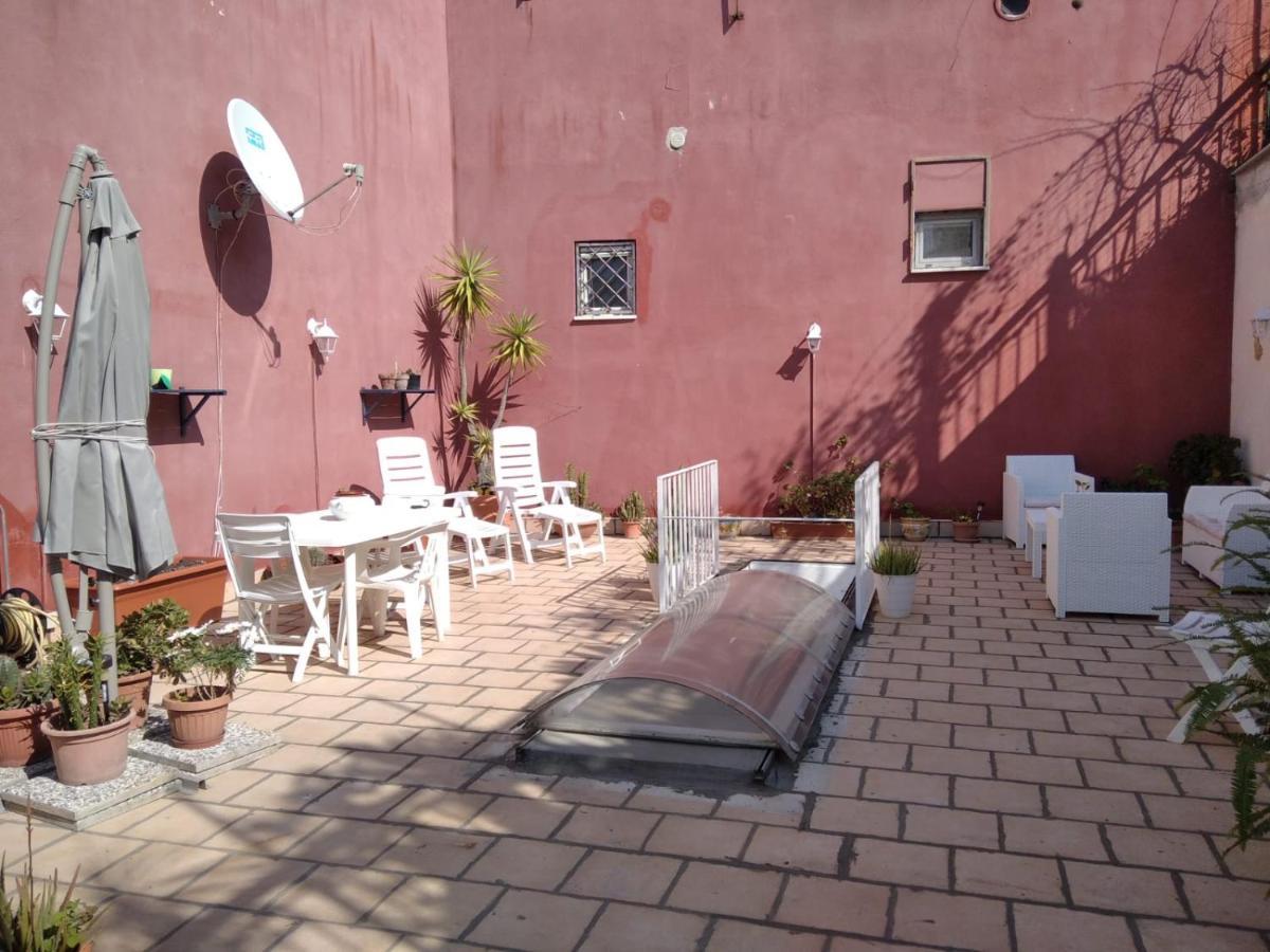 A Casa Di Monica Lägenhet Pozzuoli Exteriör bild