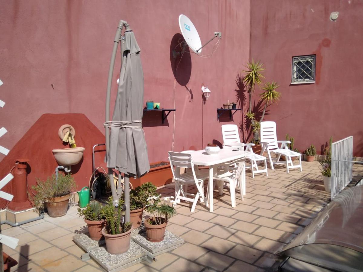 A Casa Di Monica Lägenhet Pozzuoli Exteriör bild