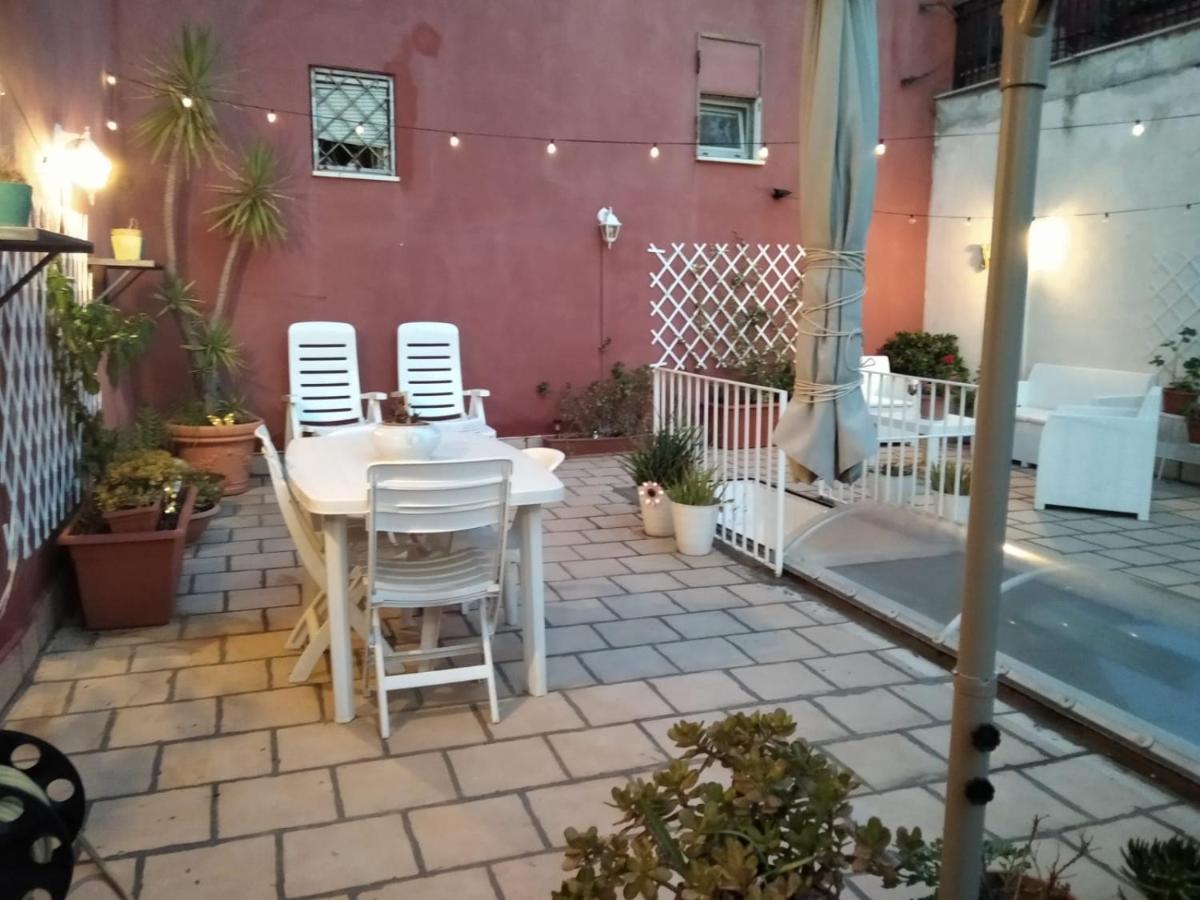 A Casa Di Monica Lägenhet Pozzuoli Exteriör bild